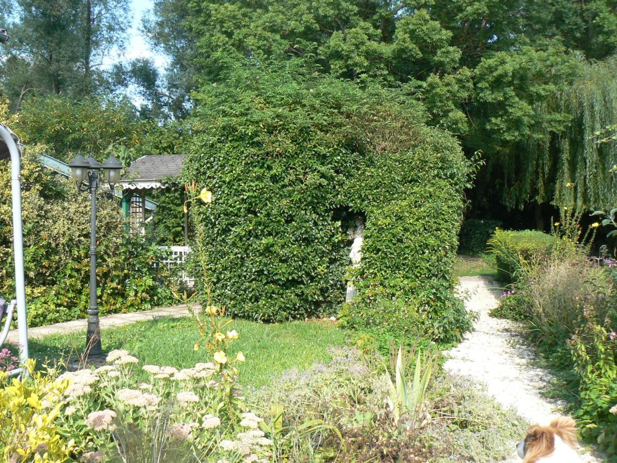 La Maison De L'Etang Sampigny Exteriér fotografie